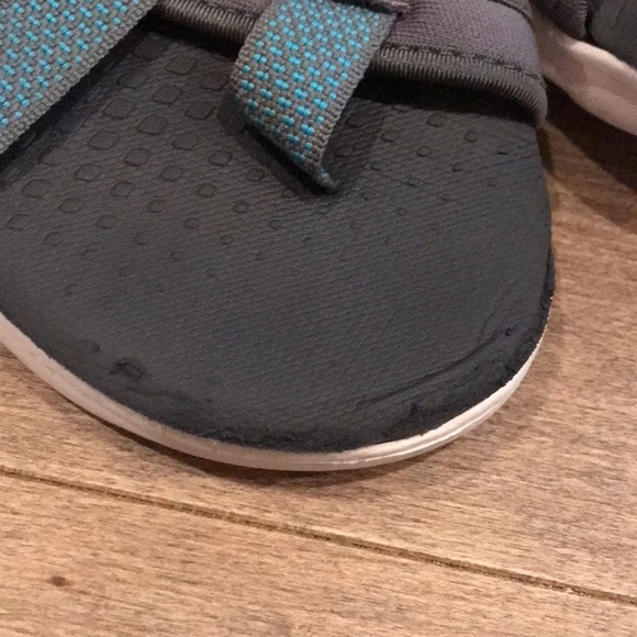 Skechers Goga Max sandals - Picture 4 of 5